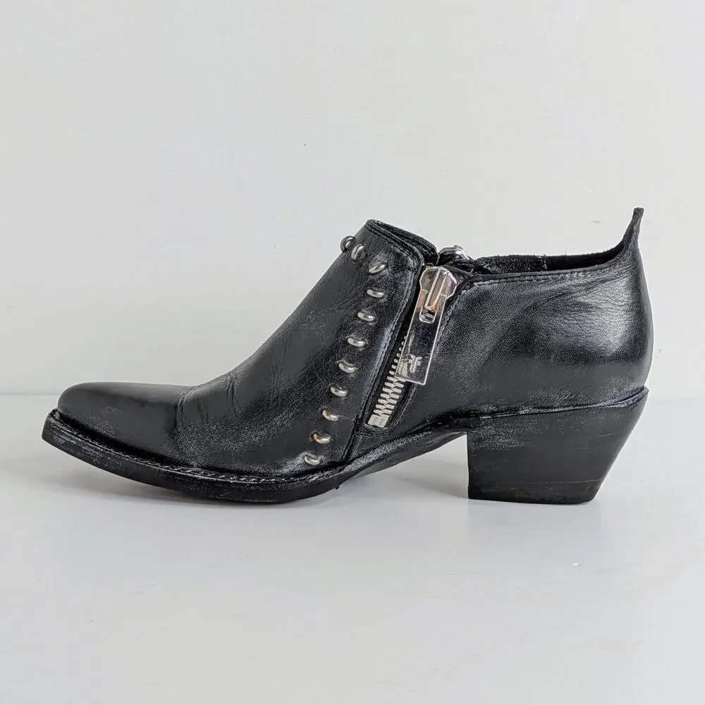 Frye Sacha Shooties 6 Black Leather Silver Stud Ankle Boots Heritage Style - Picture 8 of 16